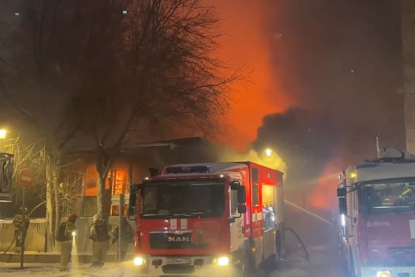 В Москве загорелось здание «Известия Hall» на Пушкинской