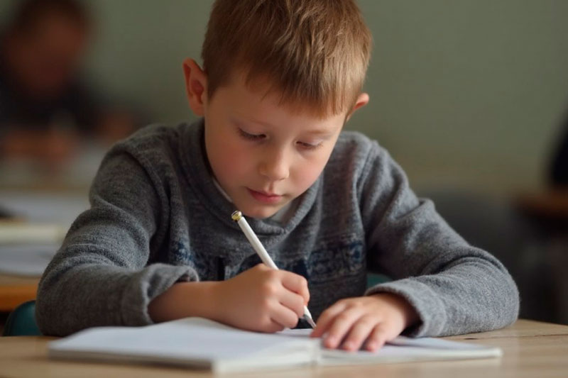 Челябинский психолог объяснила, как поддержка родителей влияет на успехи ребенка в школе | Психолог Помрясина рассказала, как родители мешают детям учиться