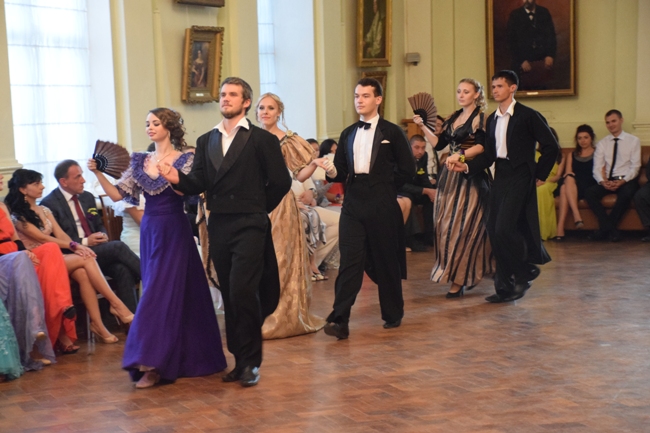 В Симферопольском художественном музее состоялся Летний Таврический Бал