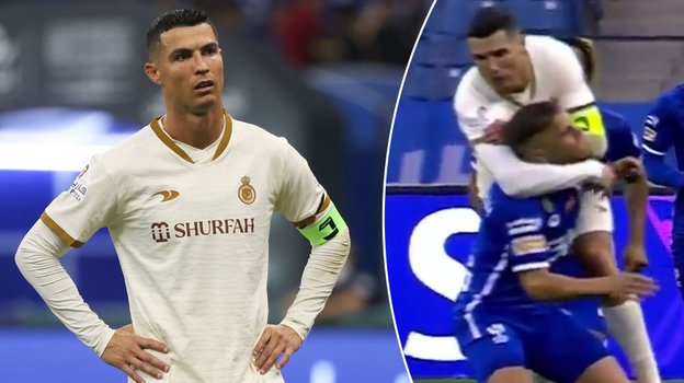 Криштиану Роналду во время матча набросился на соперника, применив удушающий приём