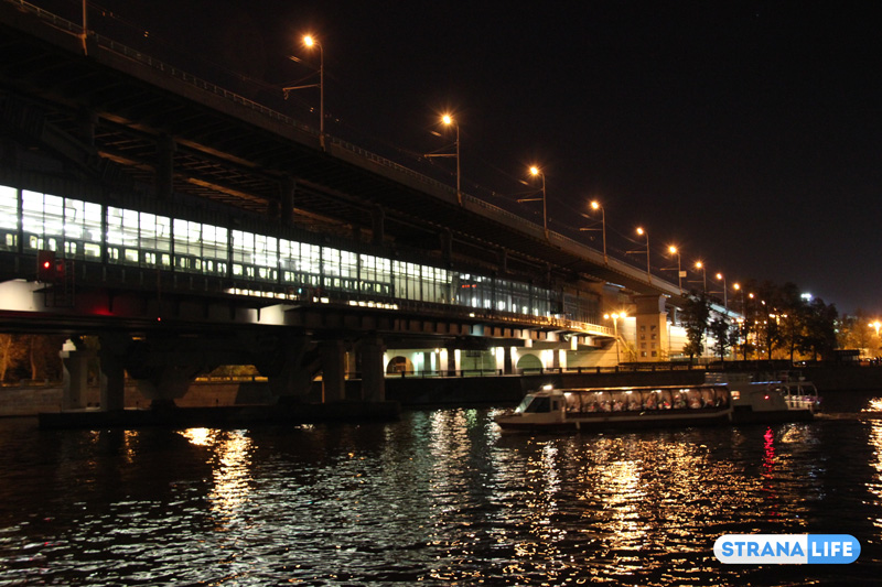 В обход системы. Студенты в Москве нашли способ не платить за метро