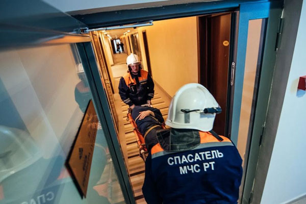 В Татарстане рабочему зажало ногу в роликовом транспортере