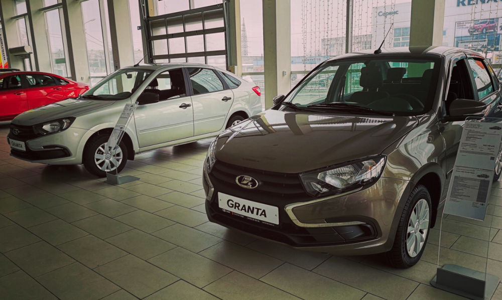 Владельцы новых Lada Vesta и Granta жалуются на проблемы с двигателем и безопасностью | Lada Vesta и Granta: новые машины дают сбои в двигателе и ГРМ Владельцы новых Lada Vesta и Granta жалуются на проблемы с двигателем и безопасностью | Lada Vesta и Granta: новые машины дают сбои в двигателе и ГРМ