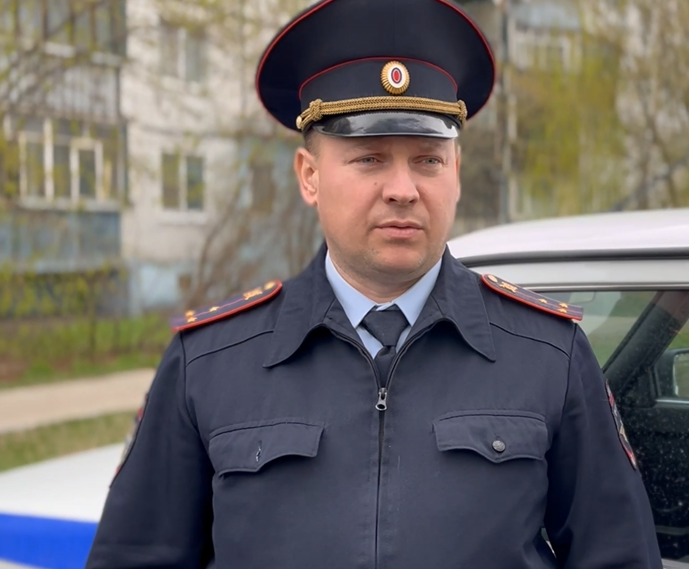 Храбрый участковый спас водителя из пылающего автобуса в Тамбове