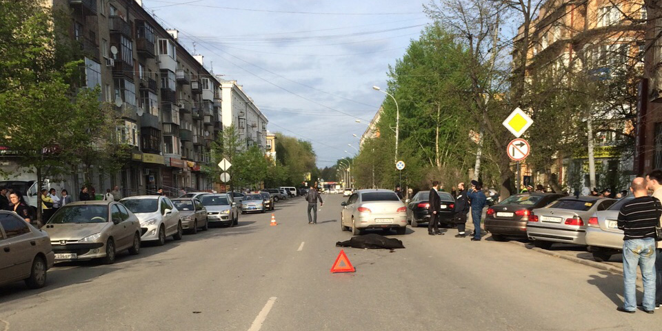 На Среднем Урале под колесами автомобиля погиб 11-летний мальчик