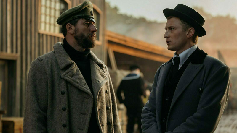 Шесть российских сериалов 2025 года, которые получили лучшие отзывы | Лучшие российские сериалы 2025 года Шесть российских сериалов 2025 года, которые получили лучшие отзывы | Лучшие российские сериалы 2025 года