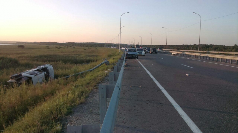 В Приморье полицейские устанавливают обстоятельства автоаварии, в которой погиб мужчина