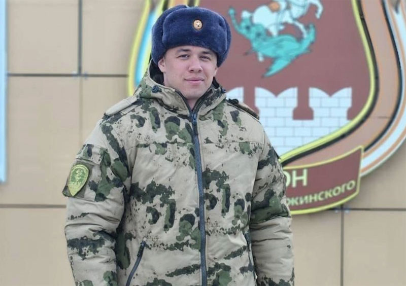 Служба рэпера Macan: СМИ сообщили о длительных увольнительных | Mash сообщил о затянувшихся увольнительных рэпера Macan во время службы