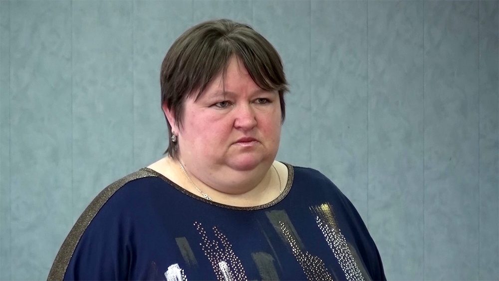 Приемная мать топила пасынка и заставляла ходить с крапивой в трусах