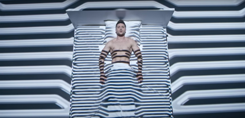 Песня Лазарева для "Евровидения" вытеснила хит про "Лабутены" с первой строчки в iTunes