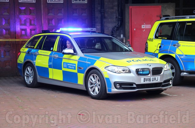 Сотрудник автоинспекции вымогал взятки, чтобы оплачивать ими проституток