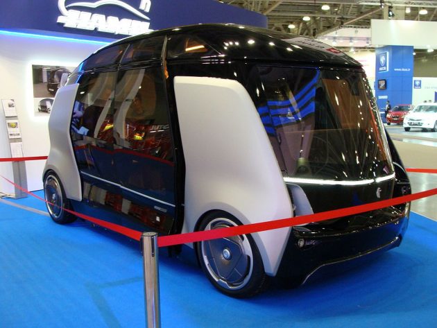 Путин оценил отечественный автомобиль-беспилотник «Шатл» от компании КАМАЗ