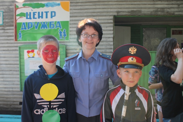 В Вологодской области сотрудники полиции провели для детей тематический праздник