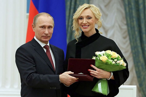 Кристина Орбакайте намерена выступить перед участниками СВО