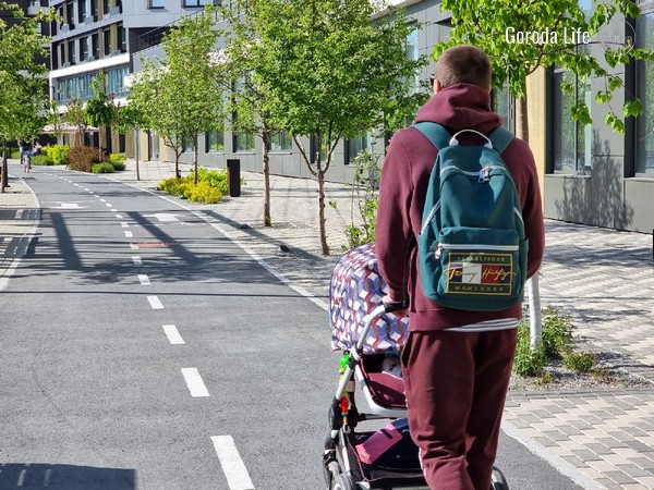 Кабмин выделил почти 90 млрд рублей для выплат единого ежемесячного пособия на детей