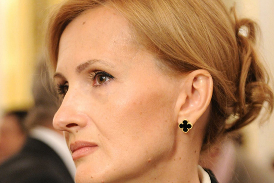 Яровая назвала изучение иностранных языков угрозой для российских традиций, а "Повелителя мух" - чудовищным произведением