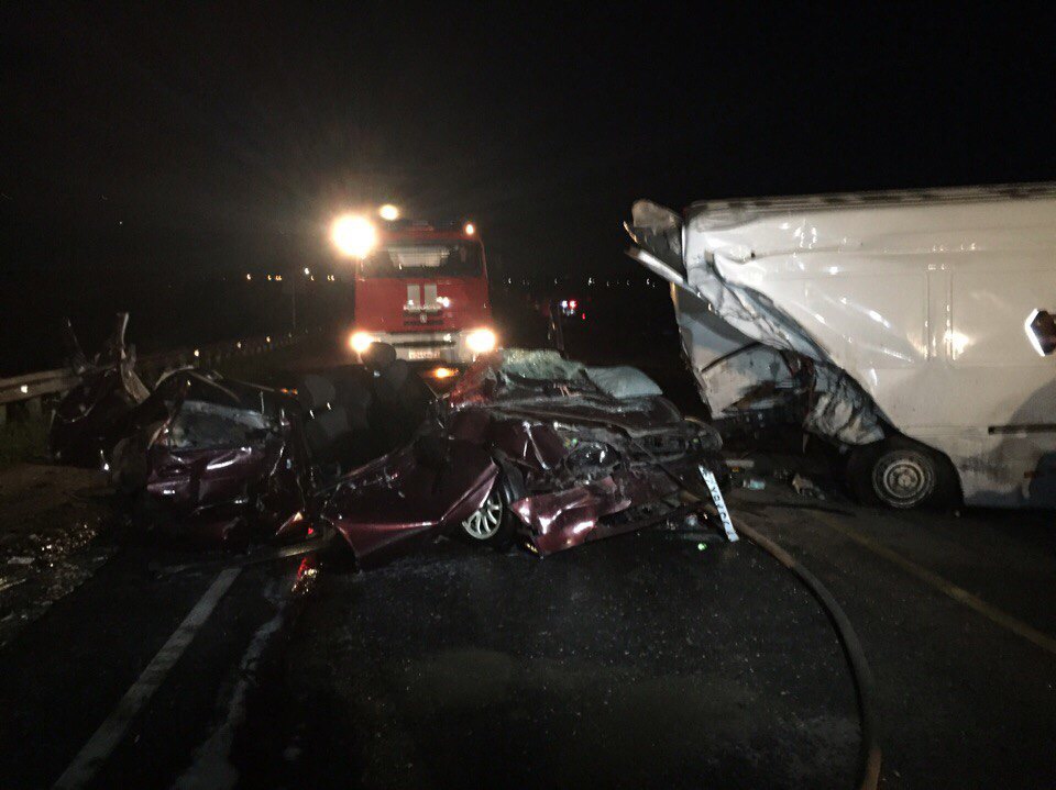 Под Ульяновском столкнулись шесть машин: один человек погиб