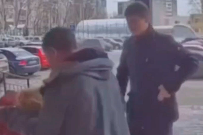 Задержан отчим попавшего в окровавленном виде на камеру мальчика из Перми. Видео | В Перми поймали отчима окровавленного ребёнка, попавшего на камеру