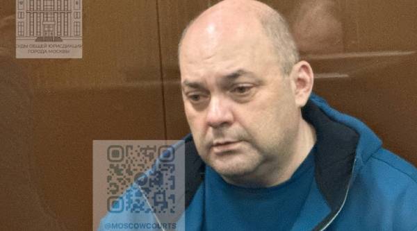 Бывший глава Курской области Смирнов может сесть на десять лет за растрату | Смирнов отправлен на 2 месяца в СИЗО