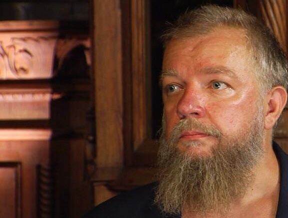 #ВернитеПахома. Зрители возмущены уходом из шоу "Битва экстрасенсов" Пахома