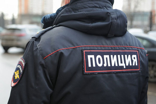 В Москве обнаружили тело пристегнутого наручниками мужчины в квартире