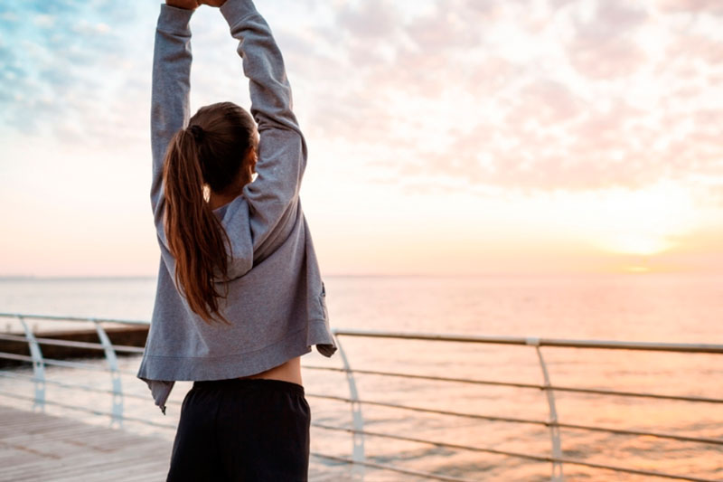 Эксперт Маркова призвала желающих похудеть людей больше двигаться летом | Россиянам назвали мешающие похудеть привычки