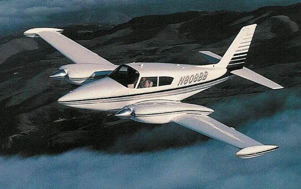 На Аляске упал самолет Piper PA-30. Два человека погибли