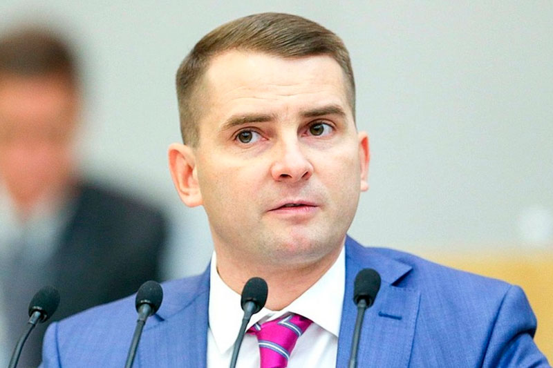 Минимальный размер оплаты труда в 2026 году составит около 27 тысяч рублей | Депутат Нилов рассказал, насколько увеличится МРОТ в 2026 году