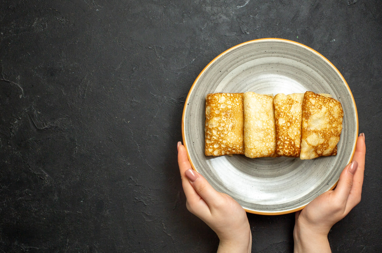 Блины рвутся и получаются толстыми? Вы забываете одну ложку — она меняет всё