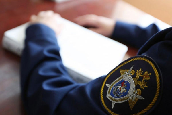 Труп женщины с ножевыми ранениями нашли в квартире на западе Москвы | В квартире на западе Москвы обнаружили тело женщины с ножевыми ранениями