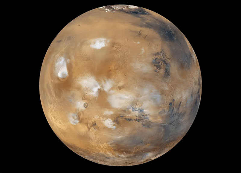 Марс: открыты карстовые впадины, перспективные для поиска жизни | На Марсе нашли восемь необычных карстовых впадин