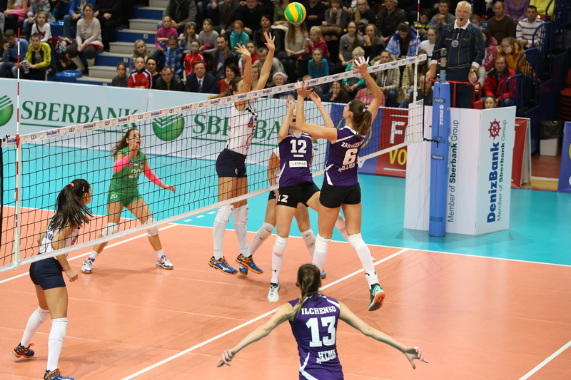 «Уралочка» разгромила команду из Сербии в домашнем матче