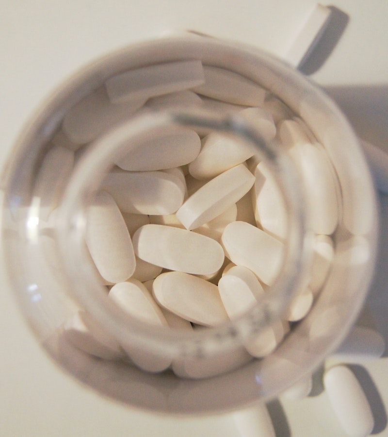 В Северной Осетии возбуждено уголовное дело против руководителя фармацевтической компании за незаконную продажу лекарств