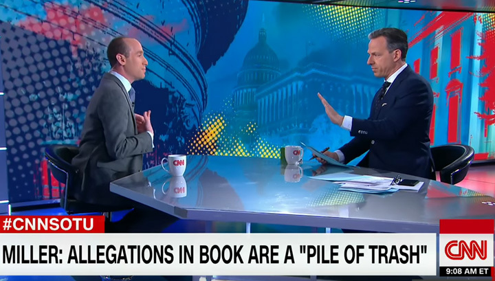 Ведущий CNN грубо прервал интервью с "подобострастным секретарем" Трампа