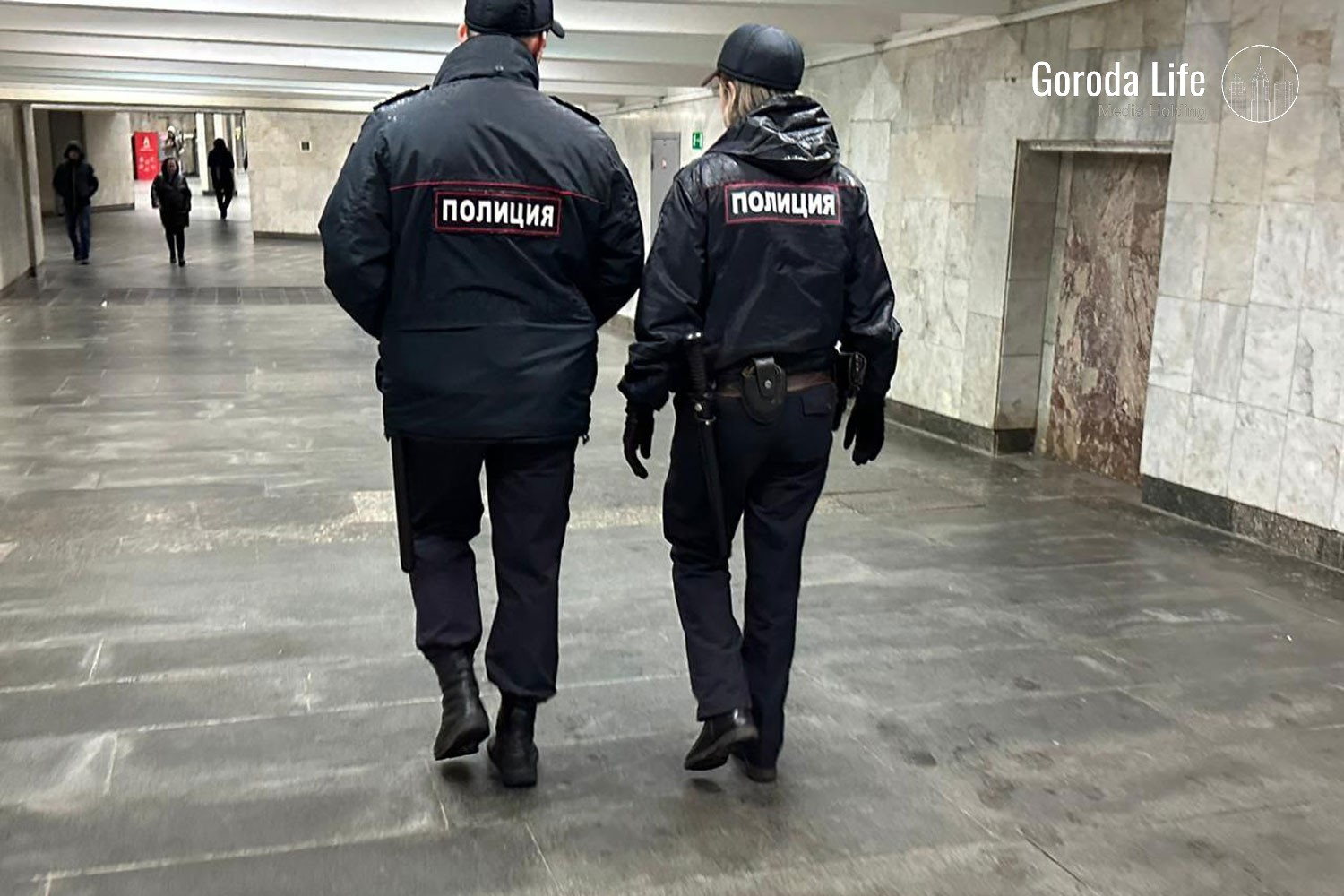 В Санкт-Петербурге мужчина потребовал зарплату, угрожая поджечь офис