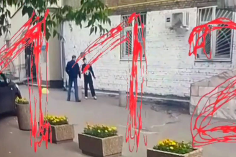 В Москве 17-летний подросток убил пристававшего к нему пьяного бомжа | Подросток в Москве случайно убил пристававшего к нему бездомного мужчину