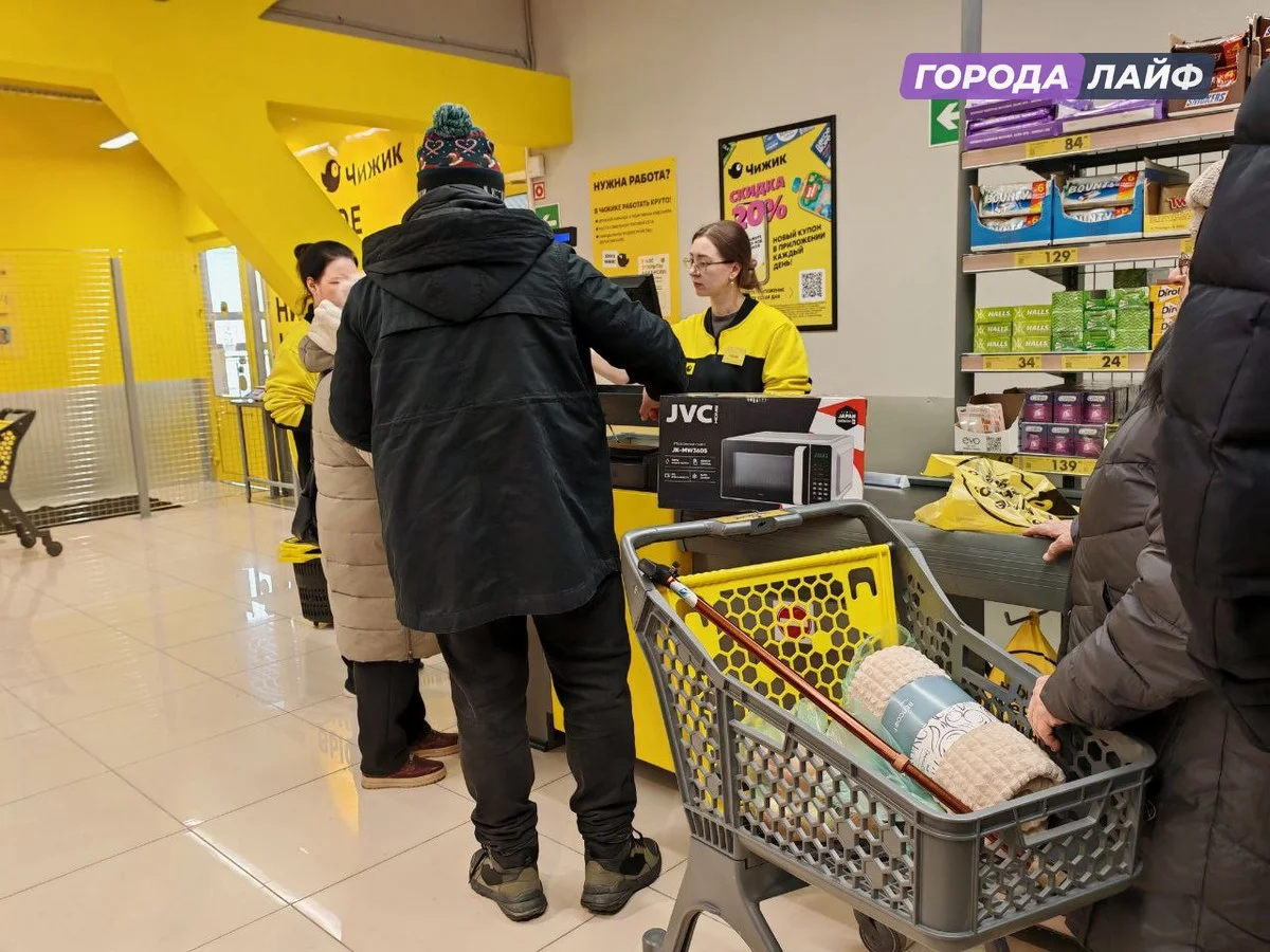 Помидоры подешевели на треть: ФАС отчиталась о снижении цен на социально значимые товары — где уже можно сэкономить на покупках?