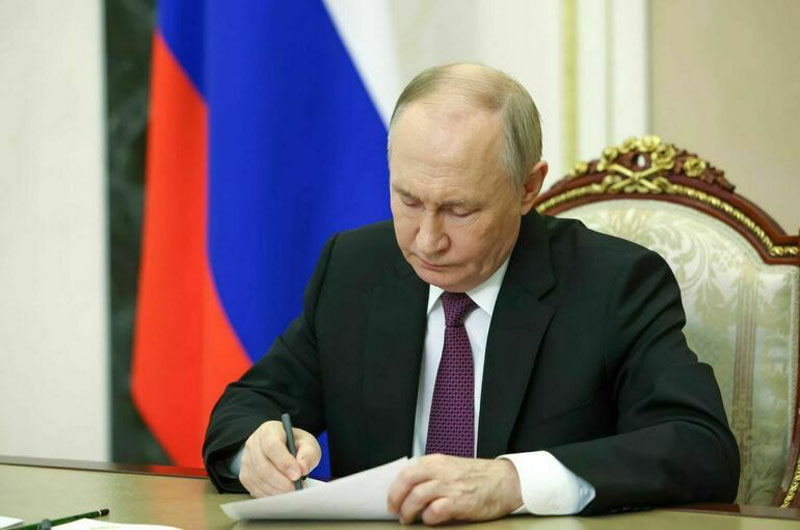 Жизнеобеспечивающие онлайн‑сервисы должны работать даже при ограничении интернета: поручение Путина — подробности